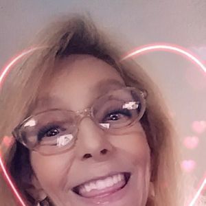 Meet your Posher, Rhonda